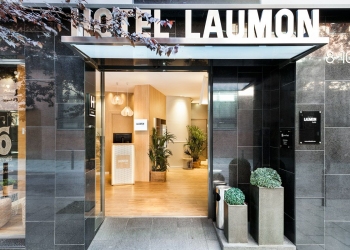HOTEL_LAUMON_ENTRADA_01